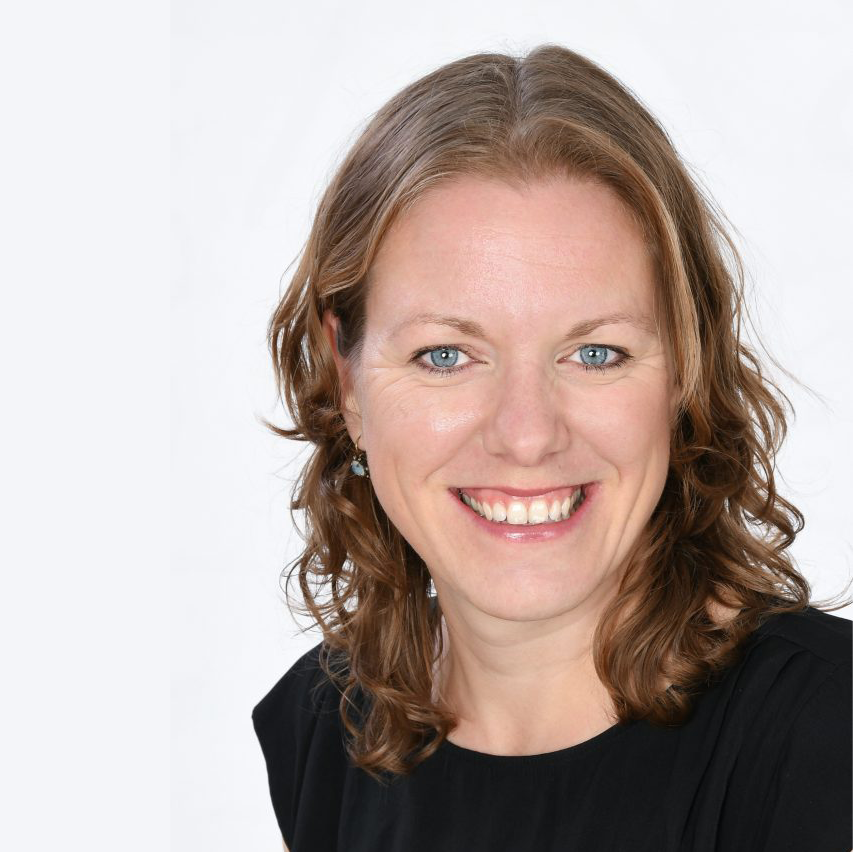Julia Reidenbach Chor- und Projektleiterin des Chor über Brücken e.V.